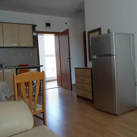 Sunny Day 3 Rent